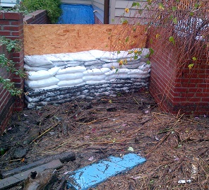 FloodSax alternative sandbags in action during a hurricane in the USA